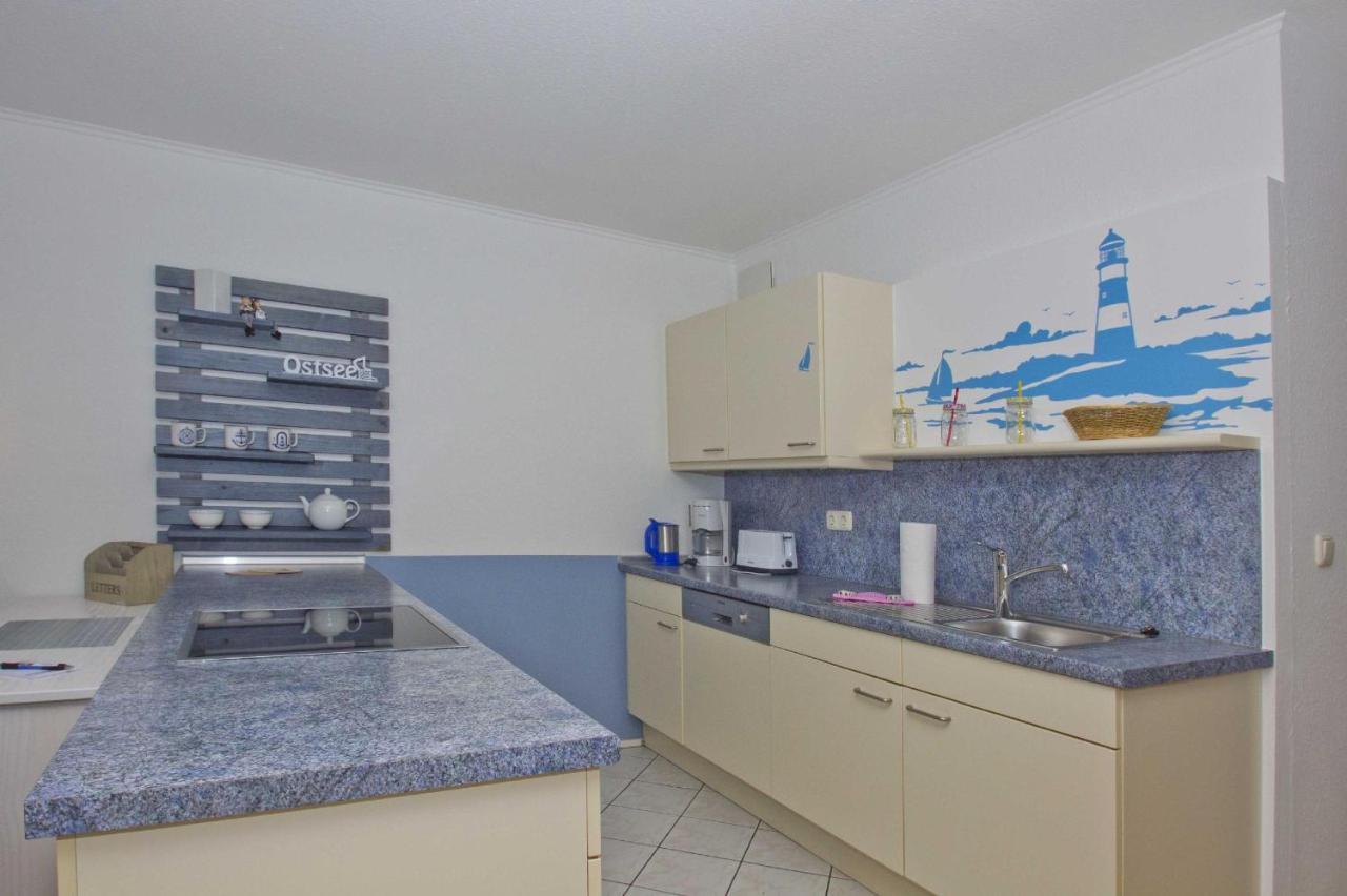 Haus Strandeck: Sellin Beachside Apartment with Ahoi Spa Access Goehren  Exterior photo